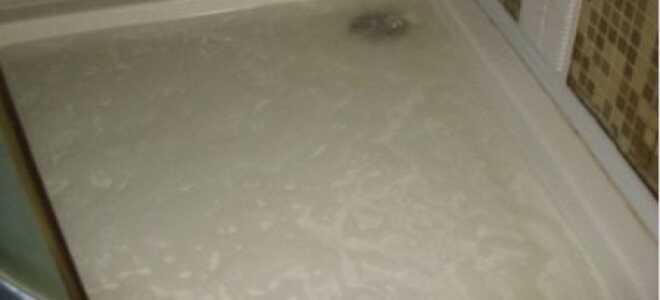 Способы удаления засора в душевой кабине