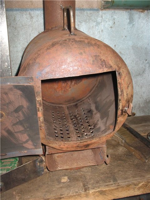 Буржуйка из газового баллона