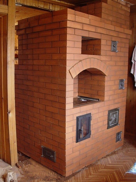 Кирпичная печь плюс камин