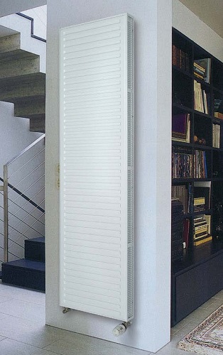 Вертикальный радиатор (панельный)