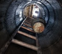 Поднятие ведра из колодца