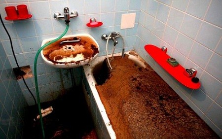 Ванна засорена