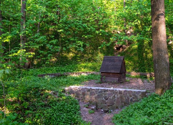 Колодезный домик Колодезный домик